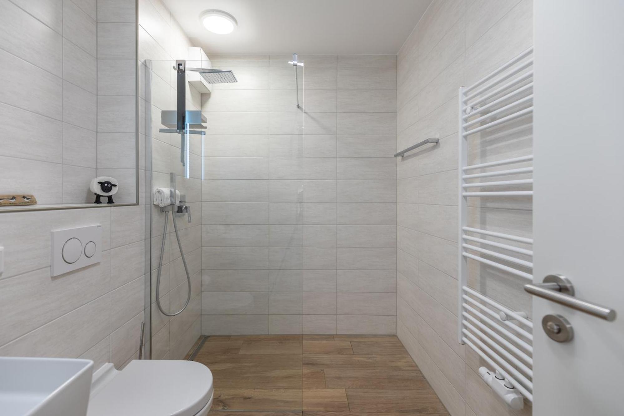 Apartmenthaus Norderhafen Halligstork Nordstrand Exterior foto